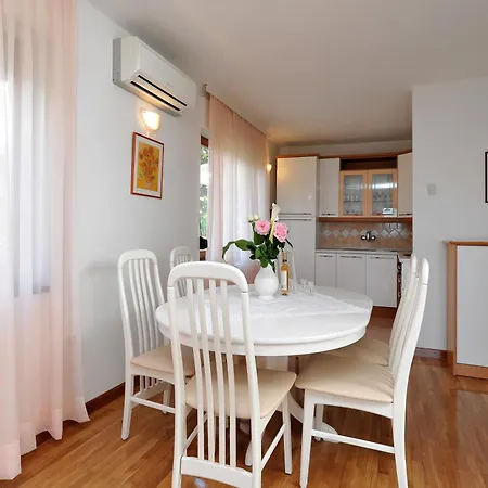 Appartement Eden Preko