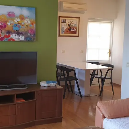 Eden Apartman *