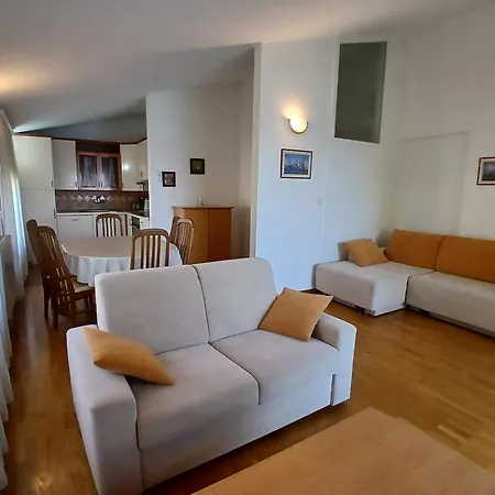 Apartment Eden *