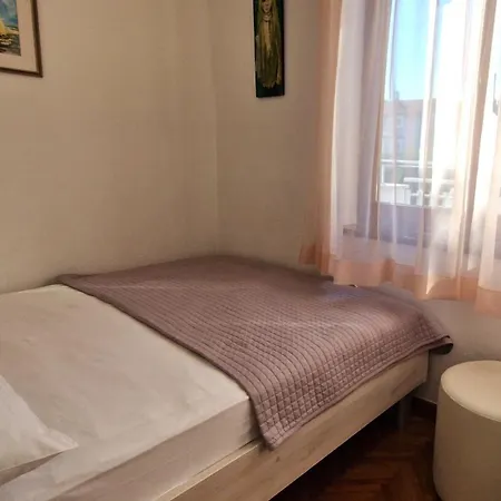 Apartment Eden Preko