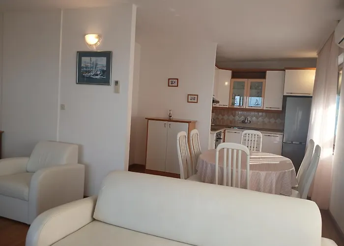 Apartman Eden *