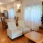 Eden Apartment Preko